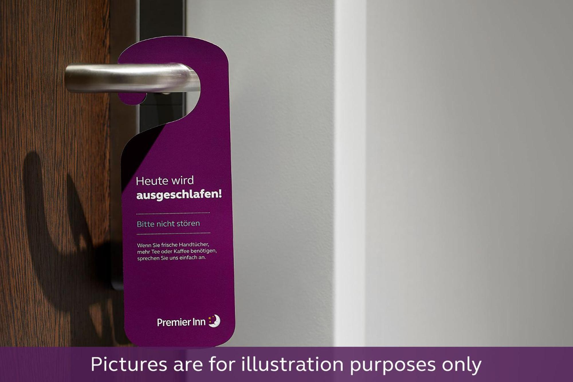 Premier Inn Duesseldorf City Centre Zewnętrze zdjęcie