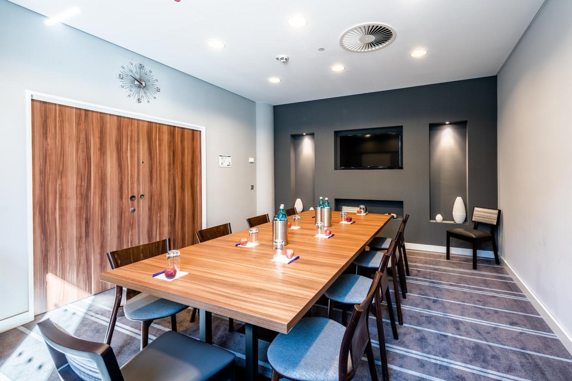 Premier Inn Duesseldorf City Centre Zewnętrze zdjęcie