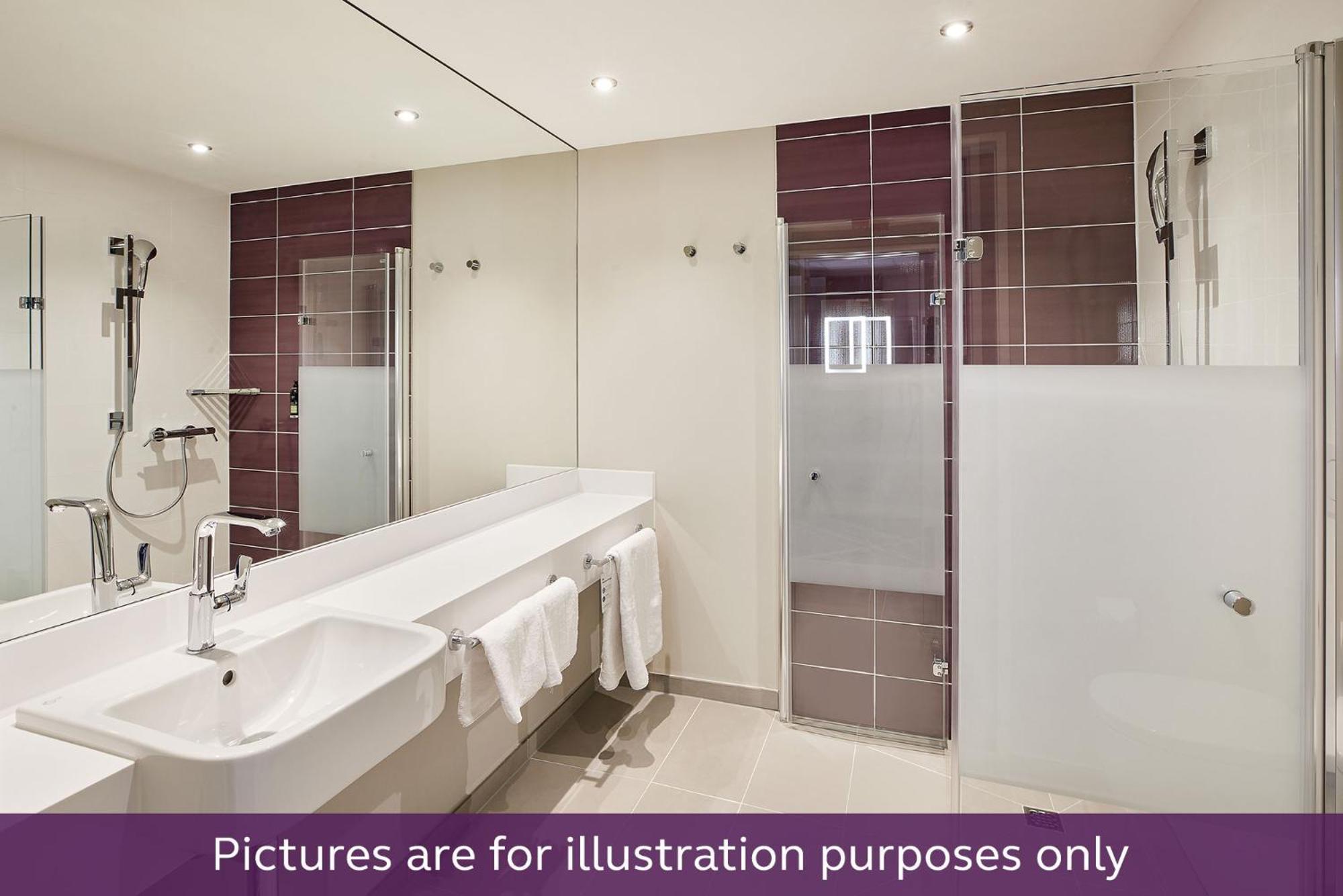Premier Inn Duesseldorf City Centre Zewnętrze zdjęcie